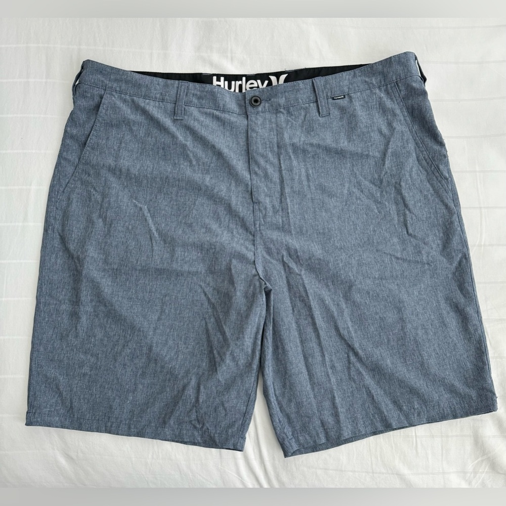 Hurley men’s swim board shorts. Size 40 waist. Barely worn! Dusty blue color.